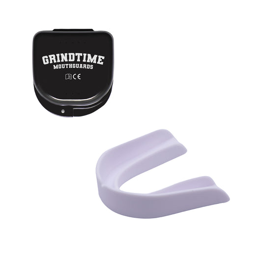 GT Performance Mouthguard, white, with one black case in the left upper corner